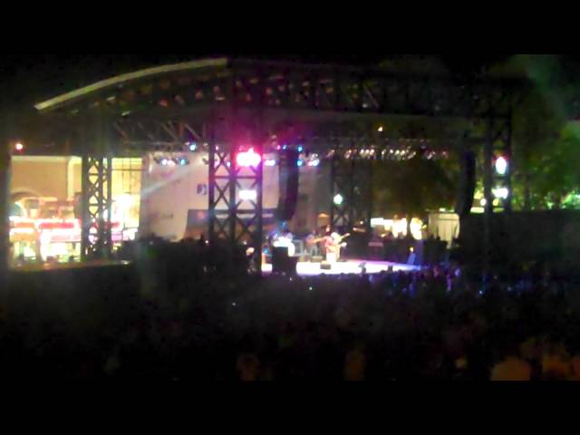Buddy Guy Does Blues @ 2011King Biscuit Blues Festival