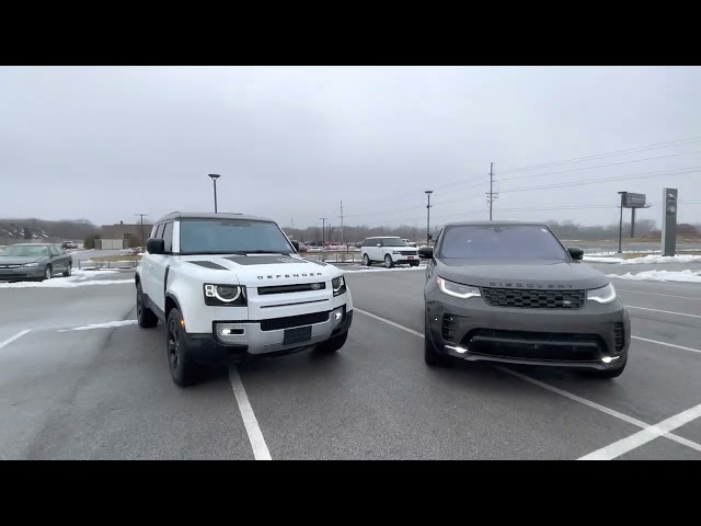 Land Rover Defender vs. Land Rover Discovery