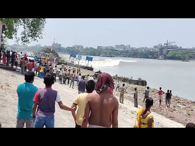 Dangerous high tide in Ganga River | Baan in Ganga Nadi