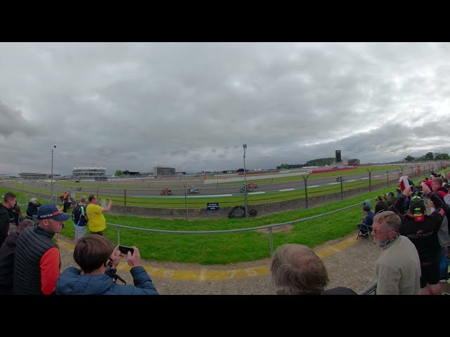 Silverstone MotoGP 2021 | Warm Up Lap from Luffield | 360