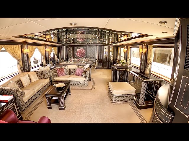 Incredible VERSACE SUPER YACHT! $3,900,000 Benetti 100ft Tour