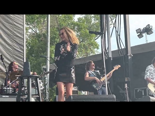 Margo Price – Ways to Be Wicked, Live at Outlandia Music Festival 2022, Bellevue, NE (8/13/2022)