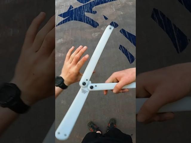 A HUGE BALISONG! #balisong #butterflyknife #trainer #tricks #fidgettoys #toy #shortsfeed #shorts