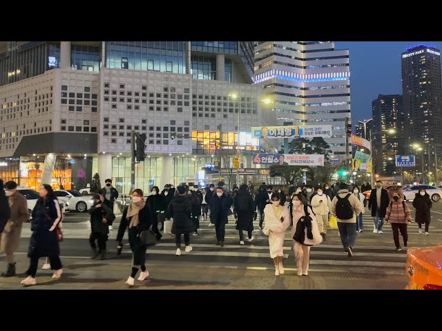 【4K HDR Korea】 Walk in Seoul, Around Yongsan Station (Feb.2022)