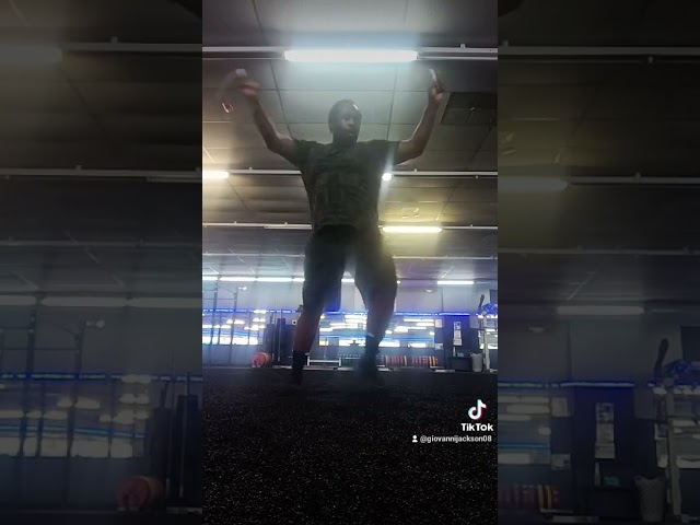 giovanniiackson12345#sim  I'm exercising. jump roping at coops gym in Saginaw mi having a good time