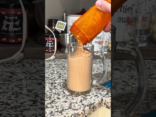 Chocolate Peanut Butter Protein Smoothie - Kitchen Of Wallace #fitness #protein #gymlife #gym