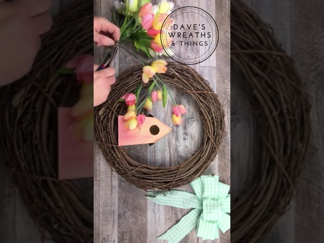 Spring Birdhouse Grapevine Wreath - Shorts - Spring DIY - Wreath DIY