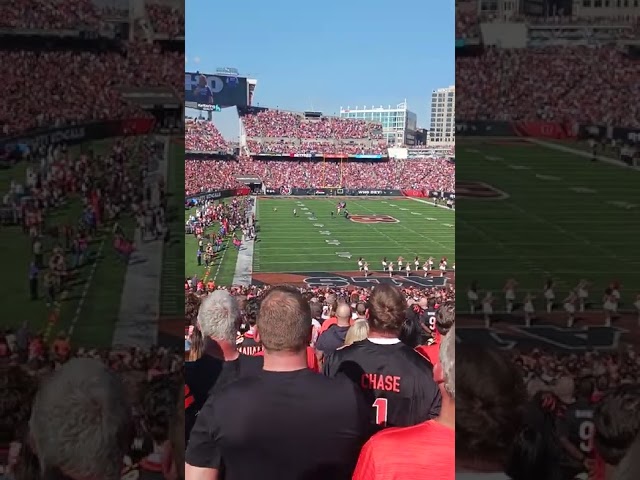fly bye scares the shit out of everybody  !! paycor stadium 🏟 Cincinnati Bengals Oct 23 2022 GOTEM !