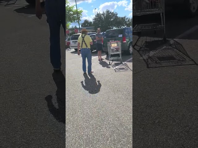 Trigger warning, don't watch if you get offended. Came across the pedophile  at Winn Dixie today.