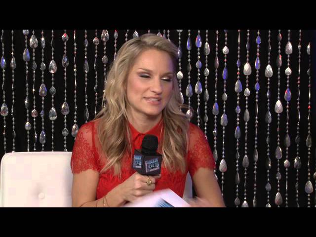 Ellie Goulding Interview - NYRE 2016