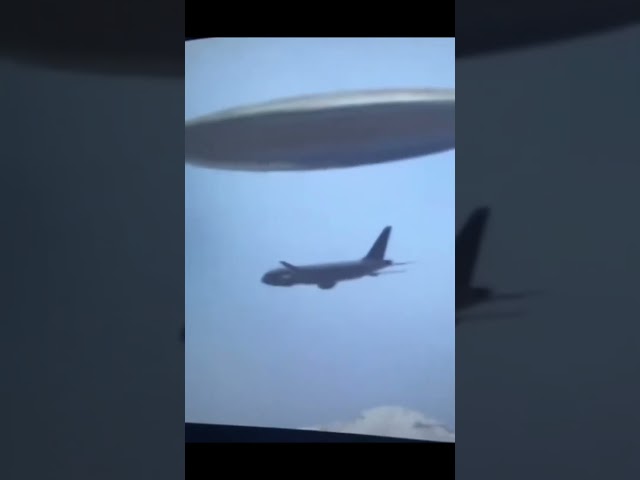 Passenger Airplane Captured by UFO Witnessed on Camera 4K UHD.