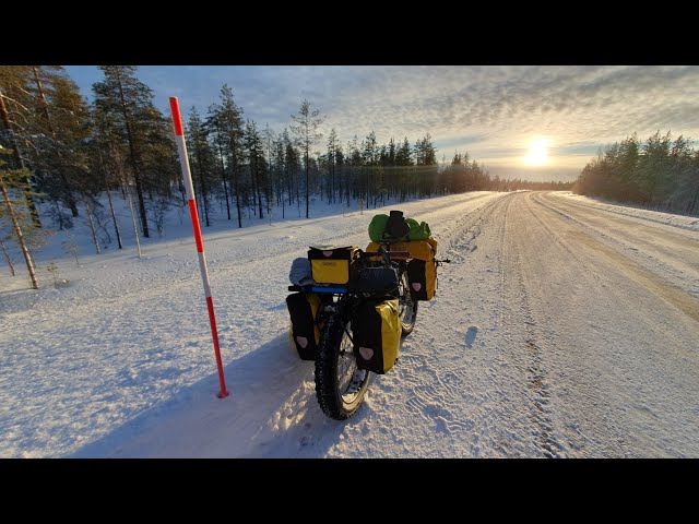 Biking up North from the Arctic Circle. 1/3 (Winter bike tour)