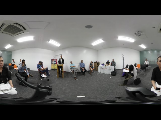 Proyecto Toastmasters: The panel moderator 1/6