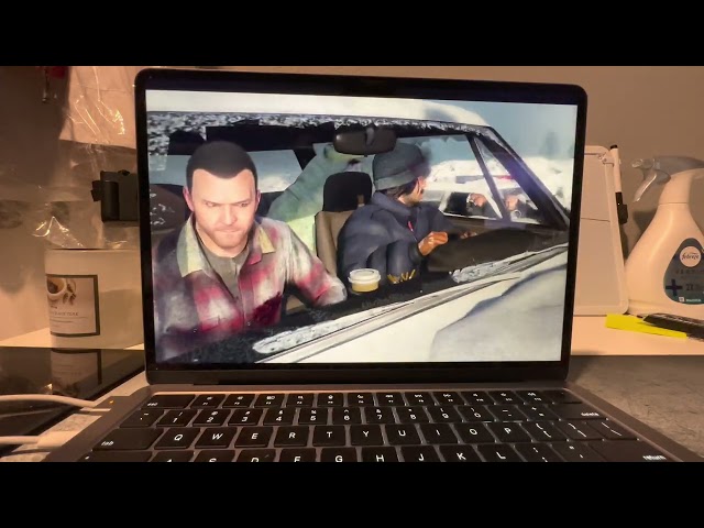 Playing GTA 5 on M2 MacBook Air - Testing the Limits of Apple's Latest Laptop!