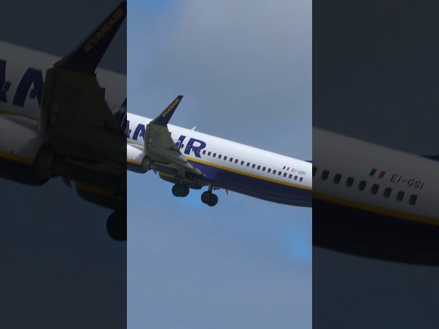 Ryanair FAST Takeoff 22 Jun 2024 DUB to CFU