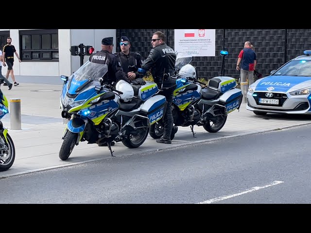 [POLAND - Szczecin] 3 police motorcycles driving with their lights on