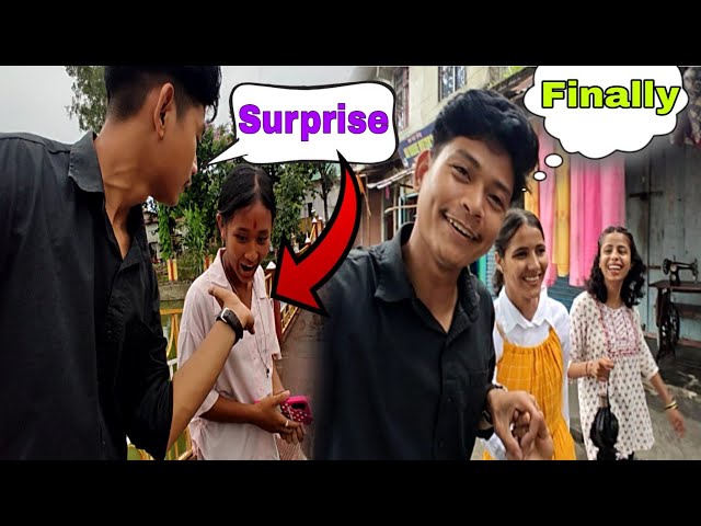 Finally মাৰ কাৰনে দুজনীকৈ বোৱাৰী পাই গলো😍 মই কি Surprise দিলো 😁| Assamese reaction video| prank
