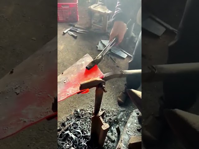 Hand iron forging tool- Good tools and machinery make work easy
