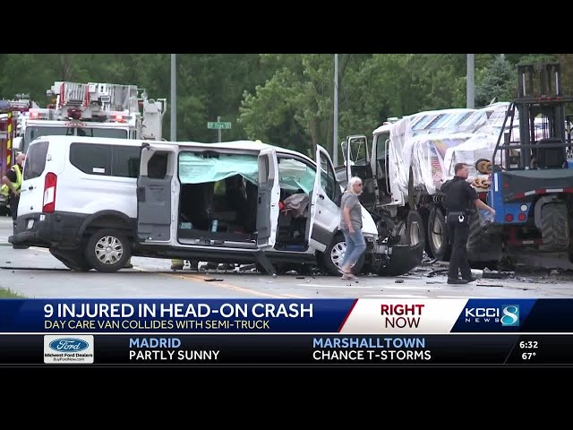 West Des Moines crash: 7 children, 2 adults injured in collision between daycare van, semi