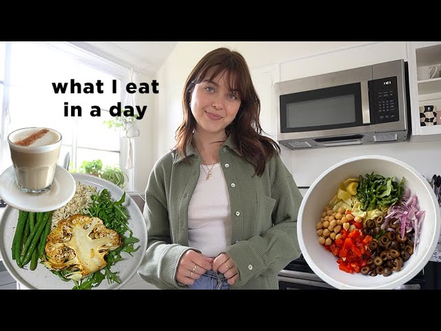what I eat in a day (gluten free + mostly plant based)
