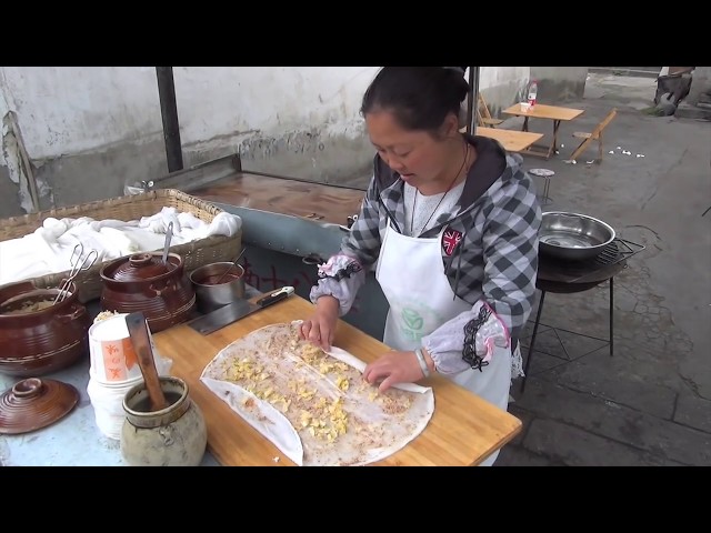 Travels in China Yunnan Dali - Food Market