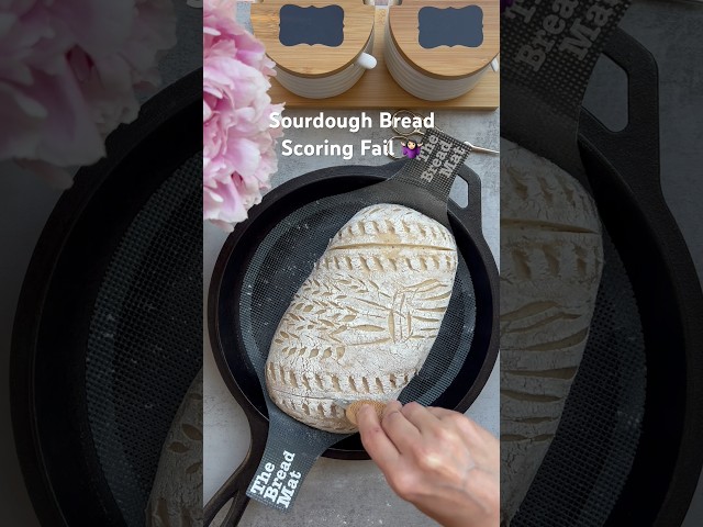 My recent sourdough bread scoring fail 🤷🏻‍♀️ #sourdoughscoring #baking #bread #sourdough #cooking