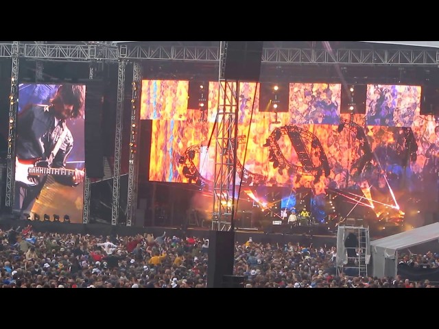 The Stone Roses - Fool's Gold Live @ Hampden Park