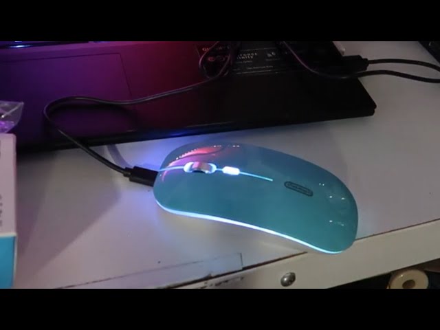 Uiosmuph G12 Slim Rechargeable LED Wireless Mouse Unbxoing