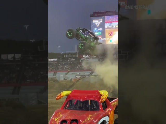 Grave Digger Sends it to the moon! #monsterjamdrivers #monstertruck #mymonsterjam #monsterjam #wwe