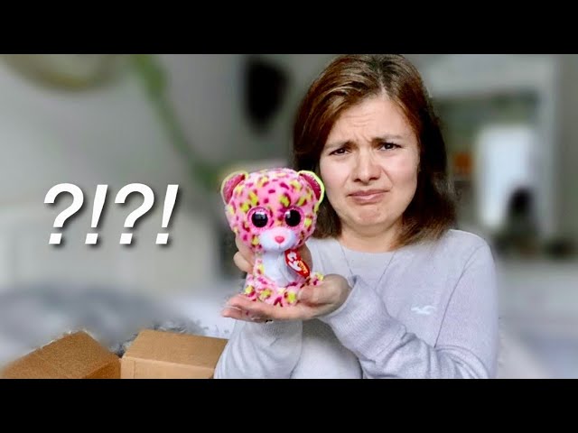 My Mom Unboxes Beanie Boos!