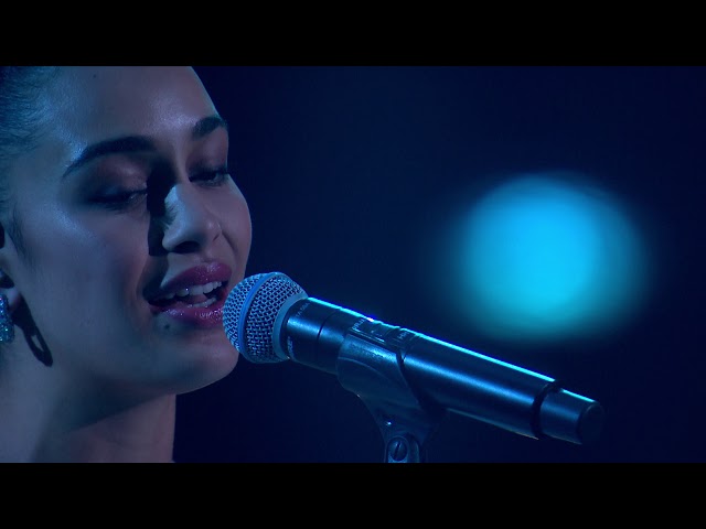 Jorja Smith - Don't Watch Me Cry (Live at The BRIT Awards 2019)