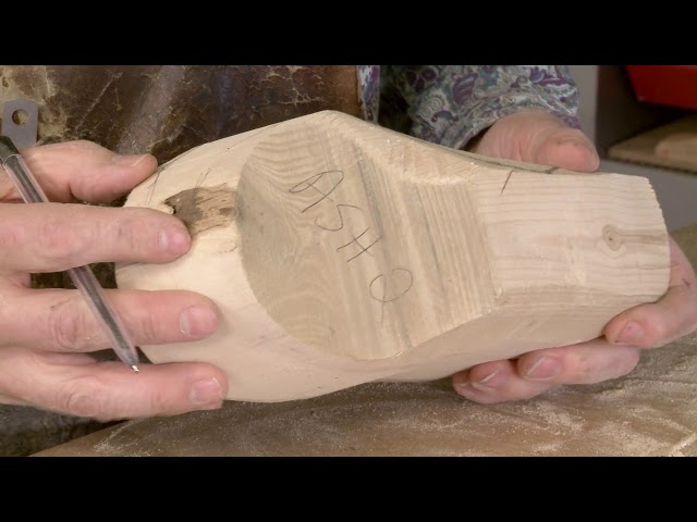09 Last Carving:  Carving the Last Outline and Profile on a Bandsaw