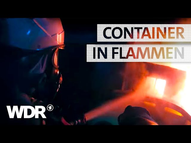 Nächtlicher Brand - Angrenzende Lagerhalle in Gefahr? | S04/E03 | Feuer & Flamme | WDR