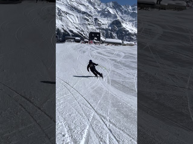 Alberto Leyva free skiing Zinal 2021