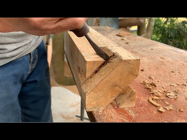 IMPOSSIBLE Hand Cut Joints Wood Structure -Amazing Woodworking Skills Of Carpenter