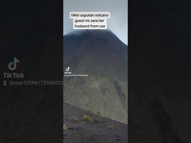 hiking soputan volcano tour.www.jotjelalatours.com. minahasa north sulawesi indonesia