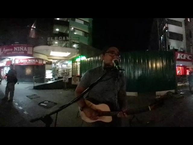Cebu Street Performer