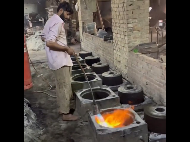Amazing Process of Making 22whiler Track Rim || manufacturing processes Factory Mass Production