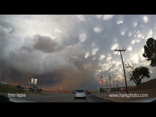 Beautiful tornado-warned supercell May 17, 2021 Brownfield to Lubbock, Texas