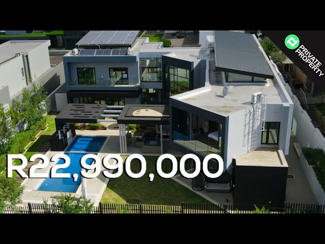 You Can Move To Paradise Itself for Only R22 990 000!
