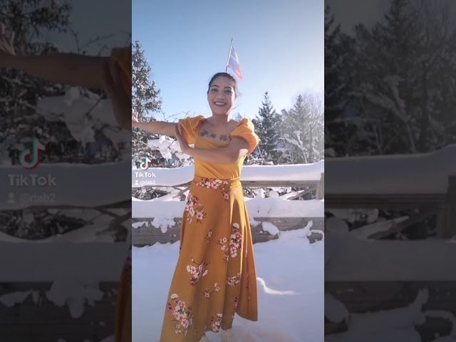 Pinoy pride in sweden dancing on the snow / Panalo by EzMil/