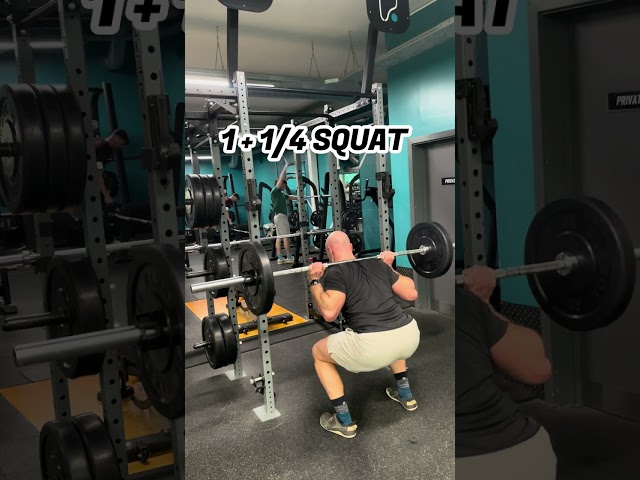 Pause Squat vs. Quarter Squat: Understanding the Difference