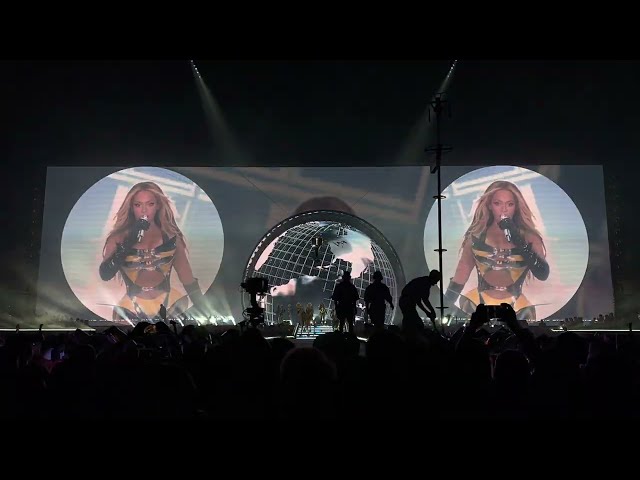 Beyoncé - Pure/Honey (Stockholm, May 11 2023)