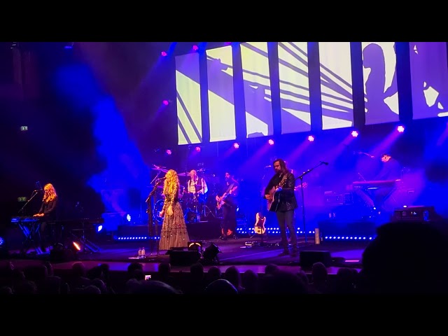 Rumours of Fleetwood Mac Sara 19.03.2024 Düsseldorf Tonhalle