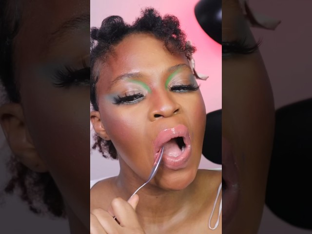 SHE REMOVED 100 LAYERS OF LIP GLOSS👀 #shortvideo