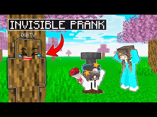 Using INVISIBILITY to PRANK Micole's MANLILIGAW in Minecraft!