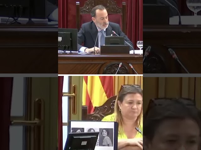Le Senne (Vox) rompe foto de una víctima de Franco y expulsa a dos diputadas del Parlamento balear