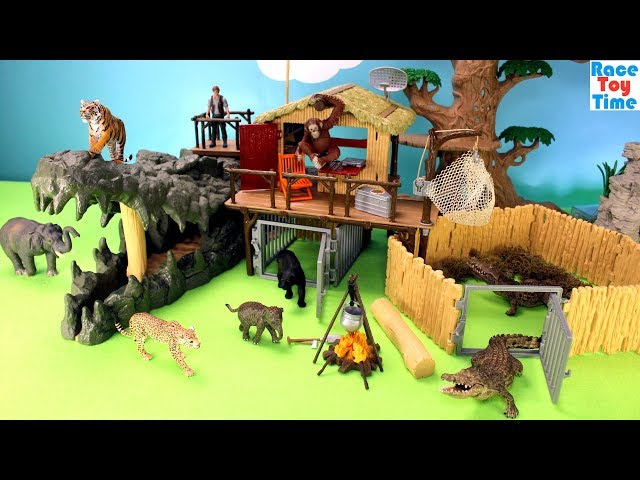 Schleich WildLife Crocodile Jungle Research Playset Plus Animal Toys