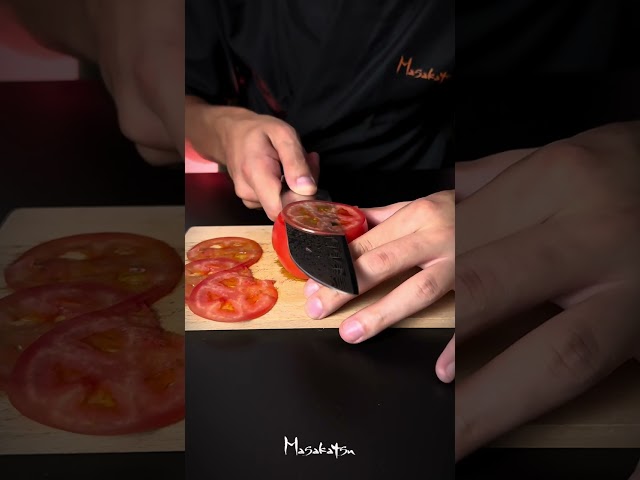 Masakatsu Damascus knife tomato test 🍅 ✅