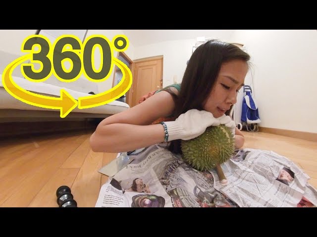 🔴VR 360  Japanese girl opening Durian at home (English Sub add)